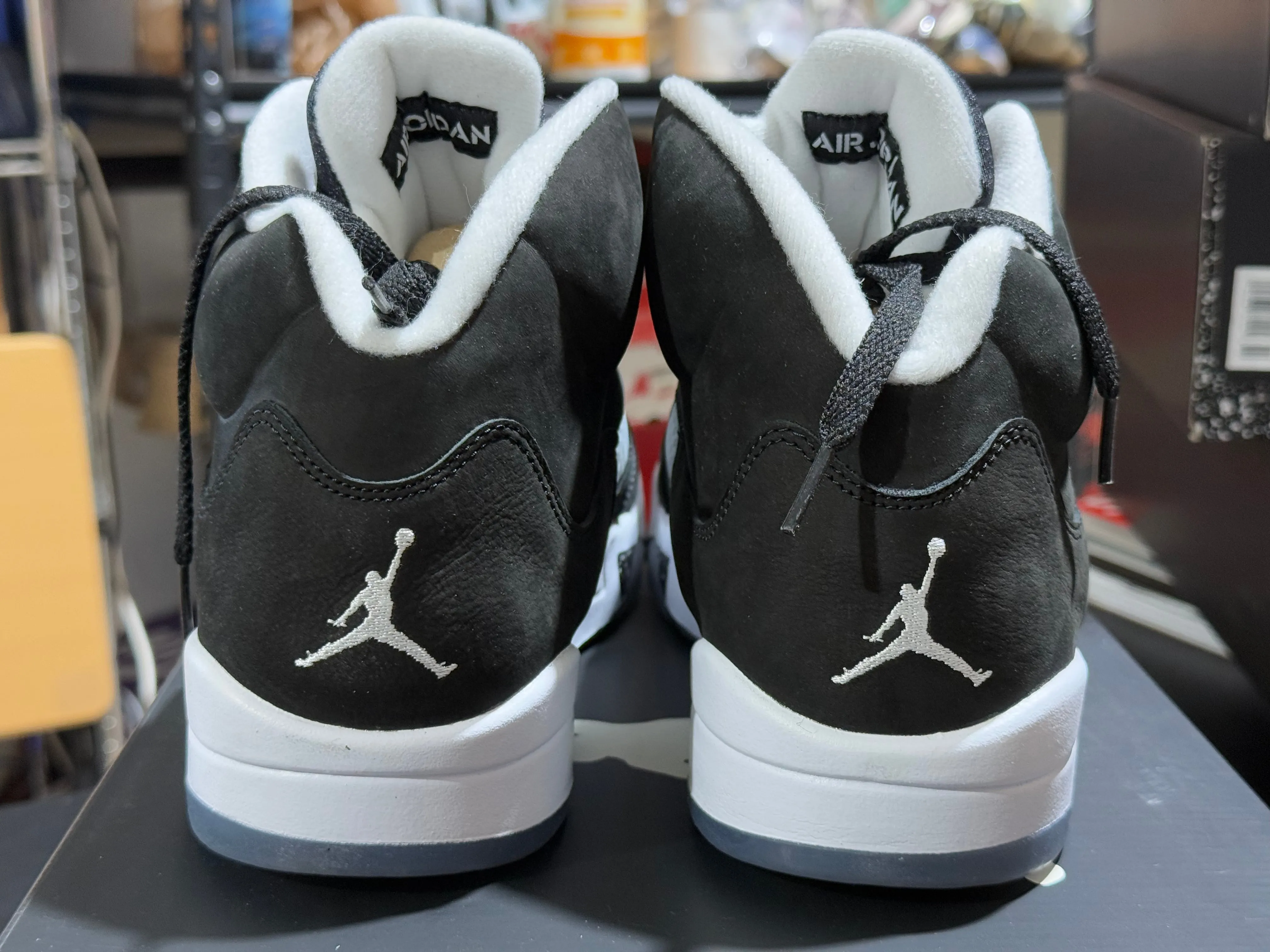 Air Jordan 5 Retro - Moonlight