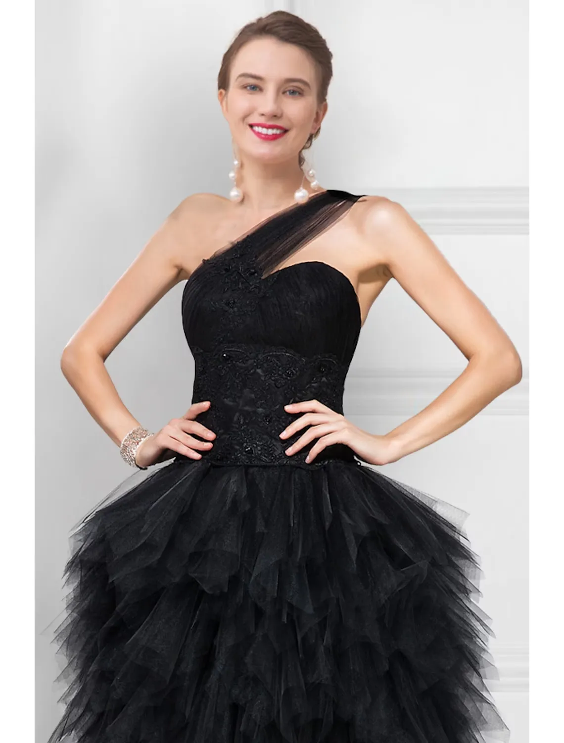 Luolandi Ball Gown Prom Dresses Black Dress Masquerade Asymmetrical Sleeveless One Shoulder Tulle Ladder Back with
