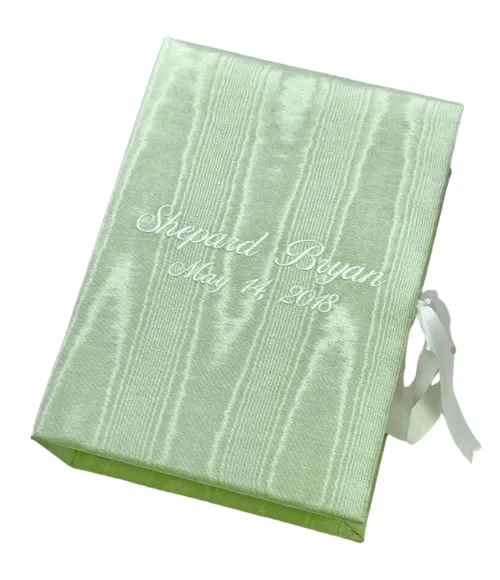 Medium Baby Keepsake Box in Baby Moir