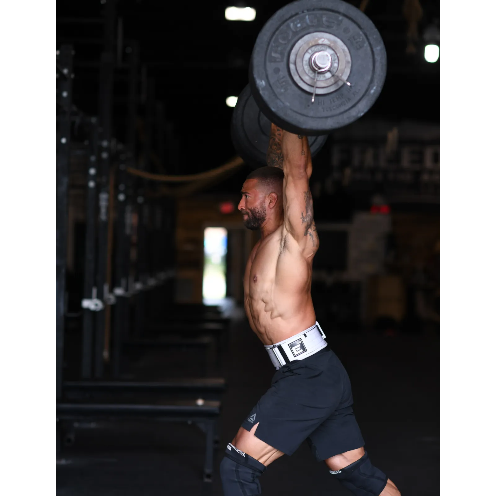 Self Locking Weightlifting Belt